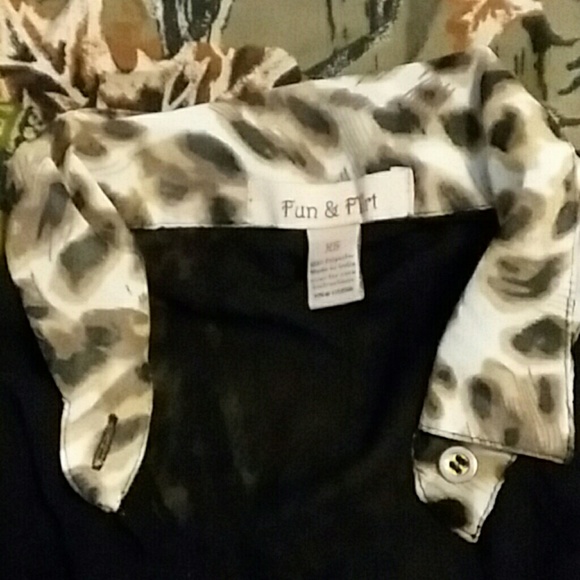 Women's xs Fun and Flirt long sleeve shirt - Picture 2 of 2